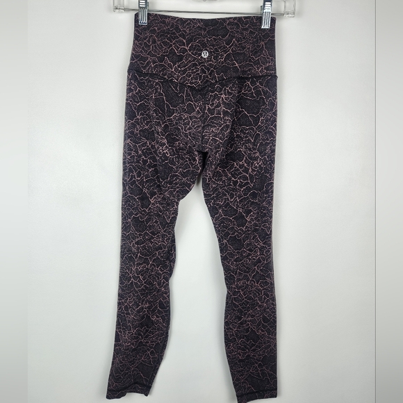 Lululemon Align Cropped Leggings Lace Pattern Size 4 - Picture 2 of 7